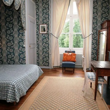 Otel Moulin De Villeray 4*