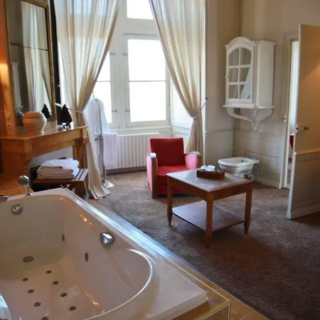 Moulin De Villeray 4*