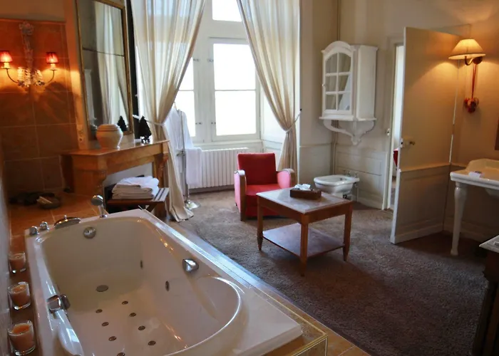 Moulin De Villeray 4*