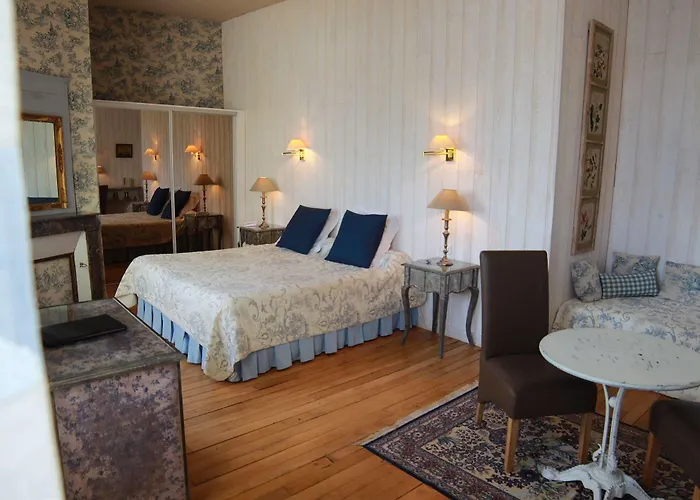 Moulin De Villeray Отель 4*